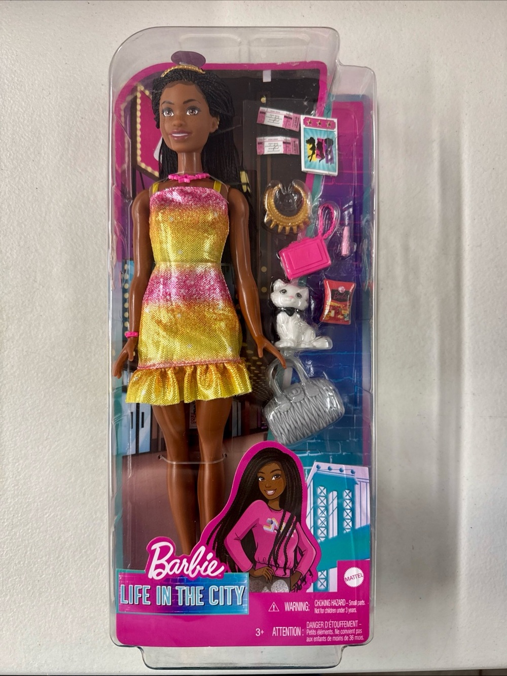 Barbie Life in the City Doll Broadway with Accessories Fashion Play Set 2021 New